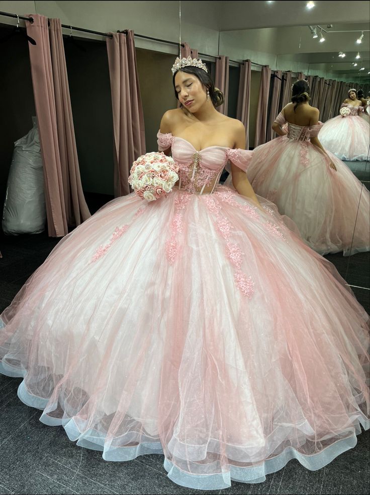 Glitter Pink Off the Shoulder Quinceanera Dresses Ball Gown Prom Dress Crystal Appliques Lace Tull Sweet 16 Vestidos 15 De XV Anos      cg25059