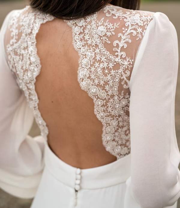 Ivory lace wedding dress, long-sleeve button back long train gown lace & chiffon Wedding Dresses fg6636