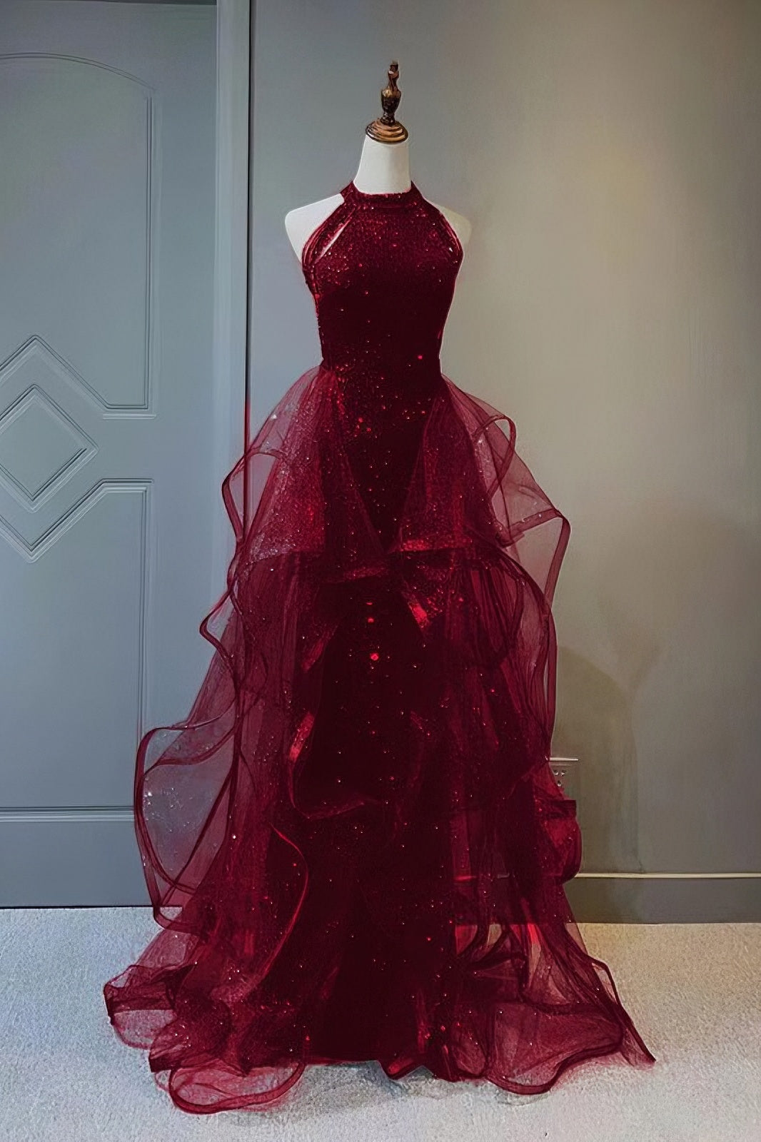 loveedsTM-Black sequined evening gown with train