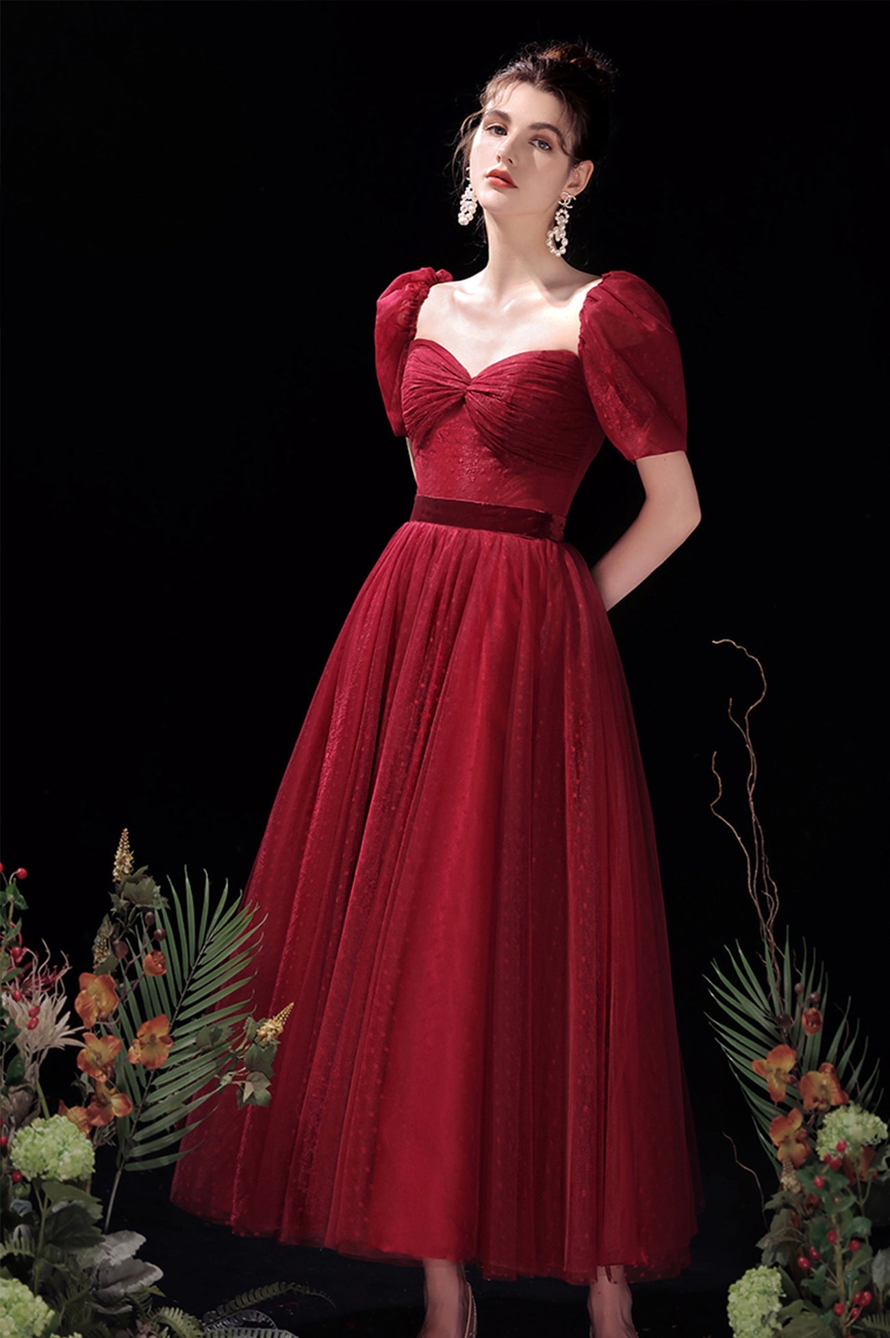 Burgundy A-Line Tulle Short Prom Dress, Cute Short Sleeve Homecoming Dress