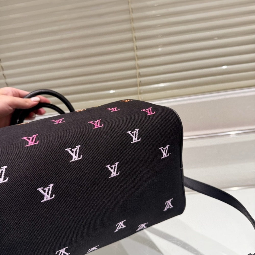 LOUIS VUITTON SPEEDY 40 BANDOULIÈRE BLACK 40CM M14136