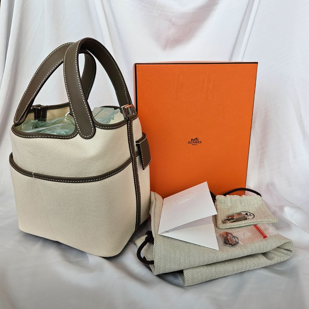 Hermés Cargo Picotin Lock 18 Pockets with Ecru Canvas & Etoupe Swift calfskin