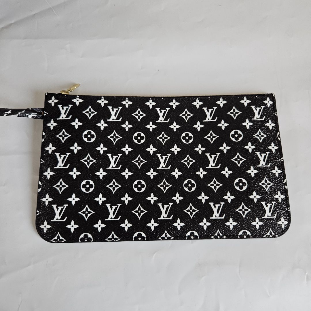 Louis Vuitton Monogram Giant Jungle Neverfull