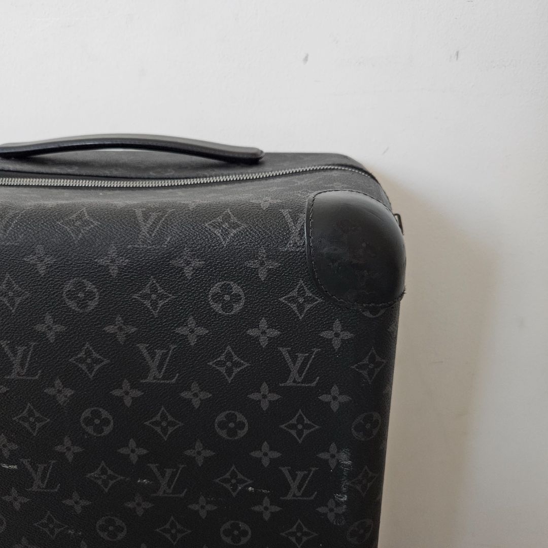 Louis Vuitton Luggage Horizon 70 Monogram Eclipse