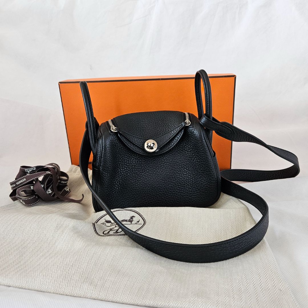 Hermès Black Clemence Leather Lindy Mini Shoulder Bag