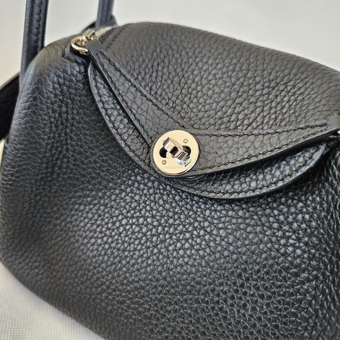 Hermès Black Clemence Leather Lindy Mini Shoulder Bag