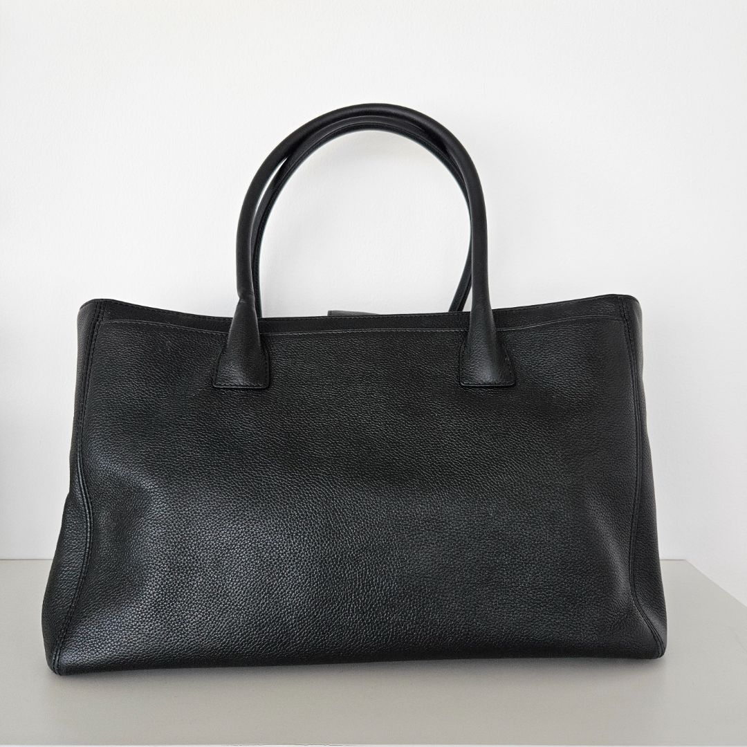 Chanel black executive small bag