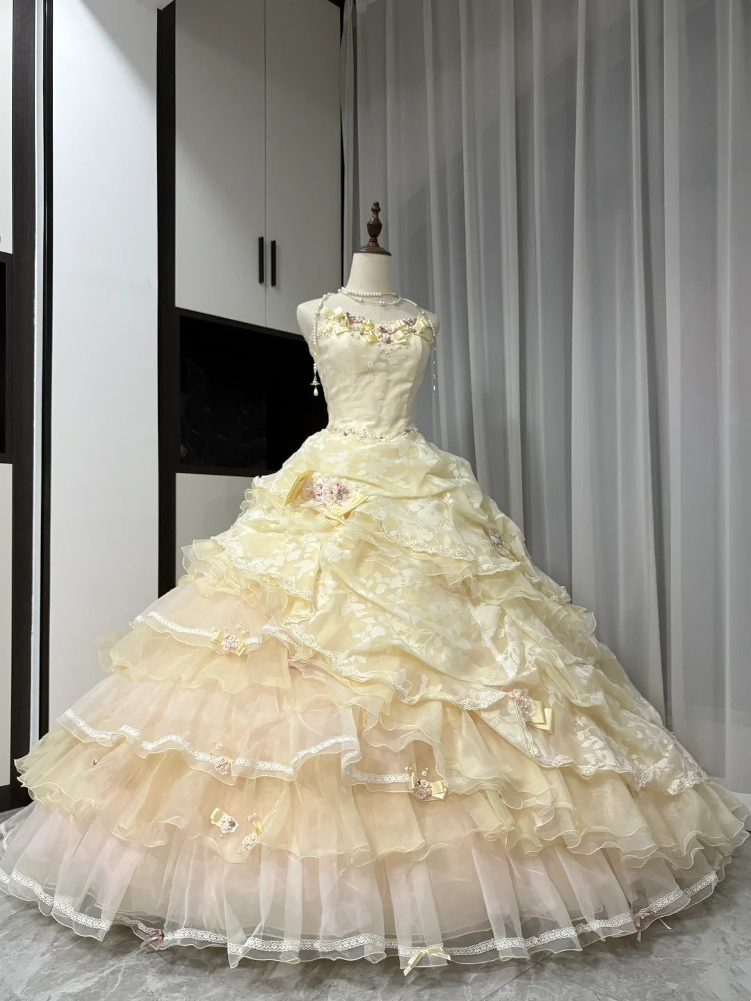 Yellow floral beaded long tulle ball gown 16th birthday dress Quinceanera Dress gh4737