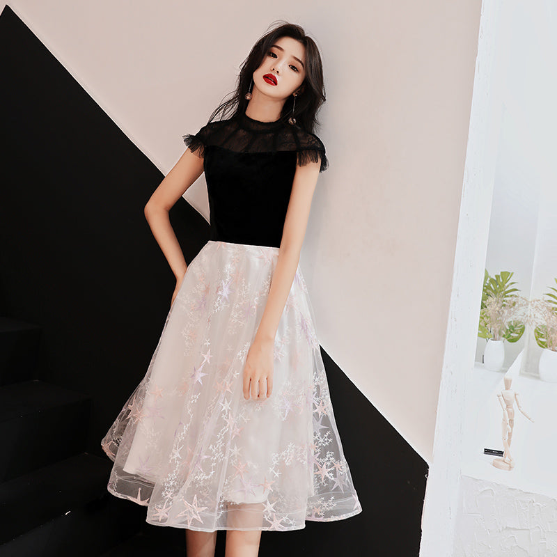 Black and white lace short prom dress 8362