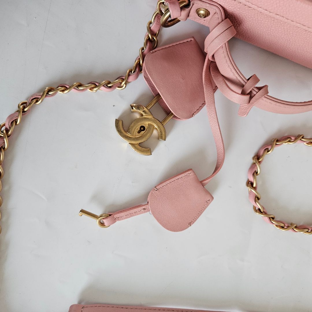 Chanel Pink Leather Medium Filigree Vanity Shoulder Bag