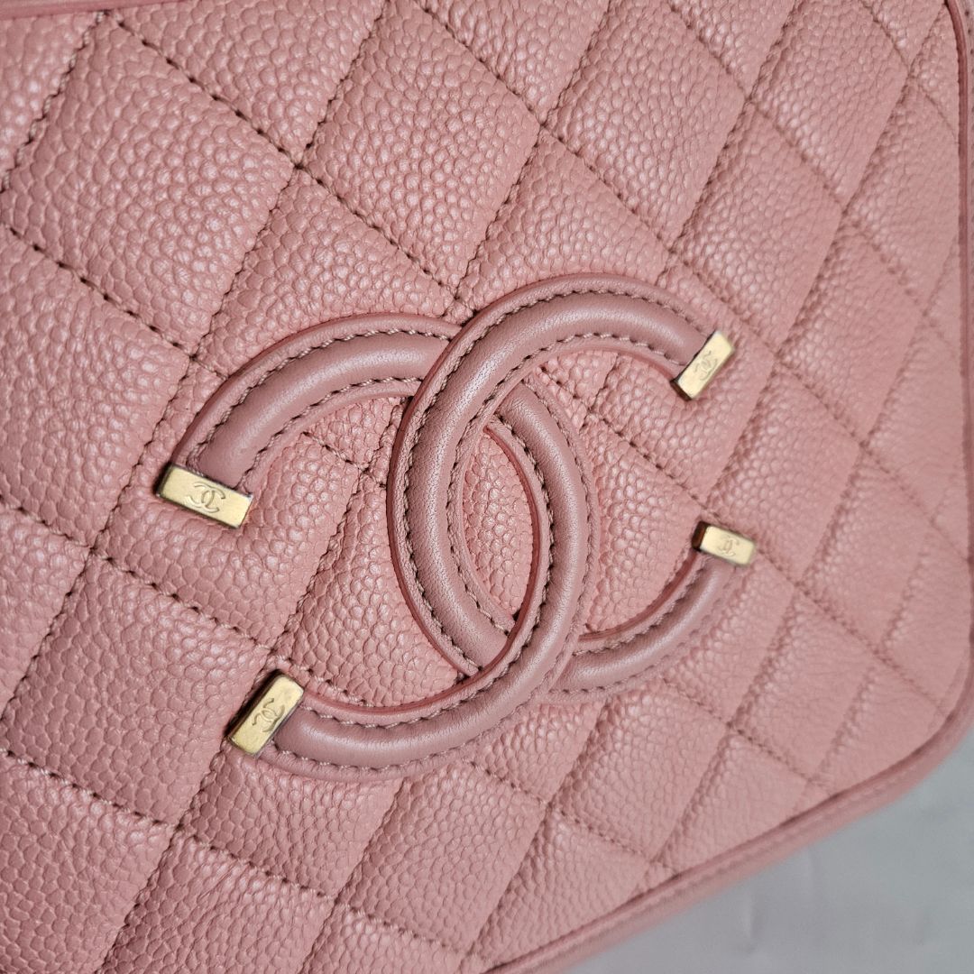Chanel Pink Leather Medium Filigree Vanity Shoulder Bag