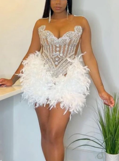 Luxury Feather Beaded Sweetheart Neckline Mini Cocktail Dress Pink Short Party Dress Homecoming Dress S690