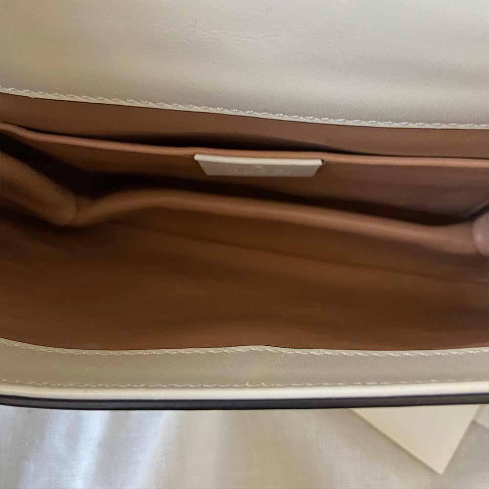 Gucci Off White Leather Broadway Pearly Bee Shoulder Bag