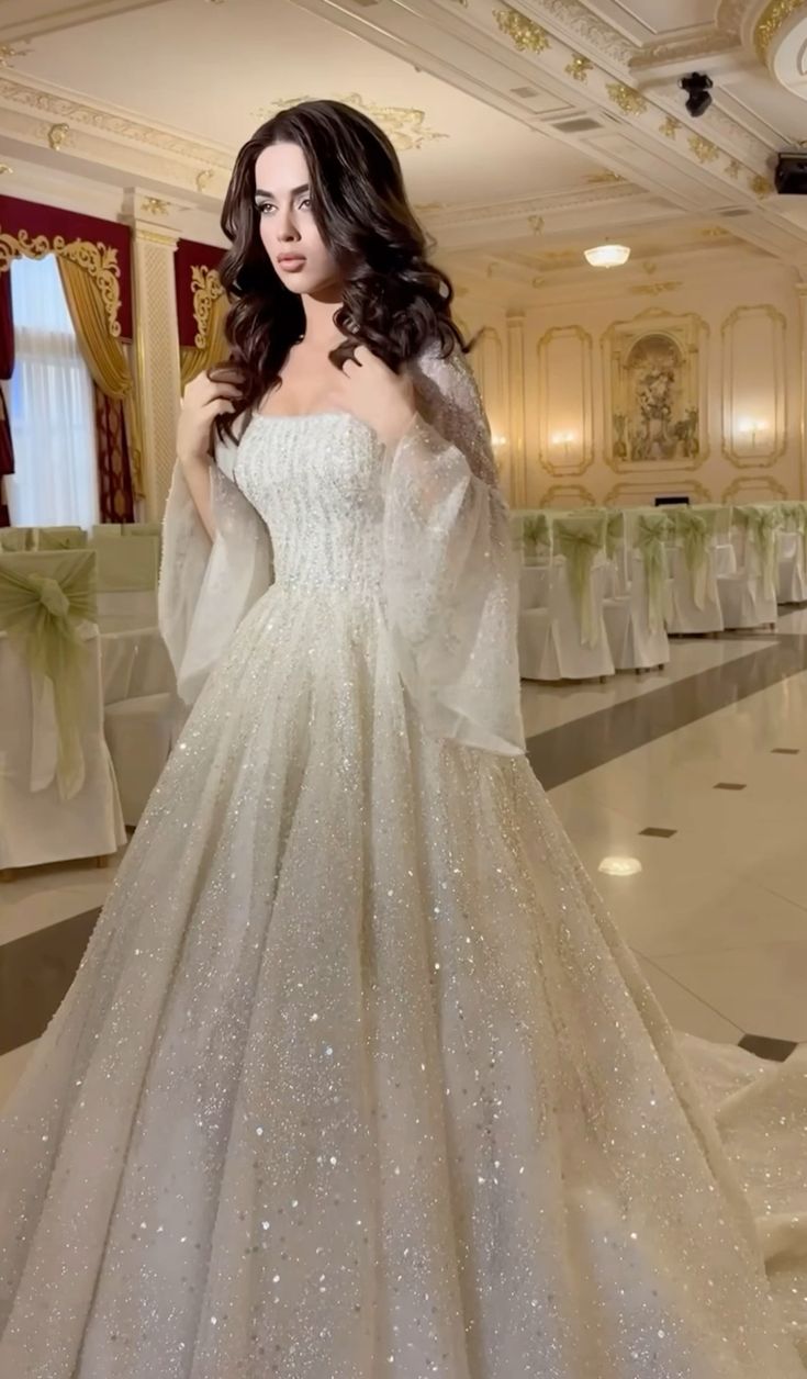 A Line Luxurious and sparkling Wedding Dresses Long Bridal Gowns cg26037