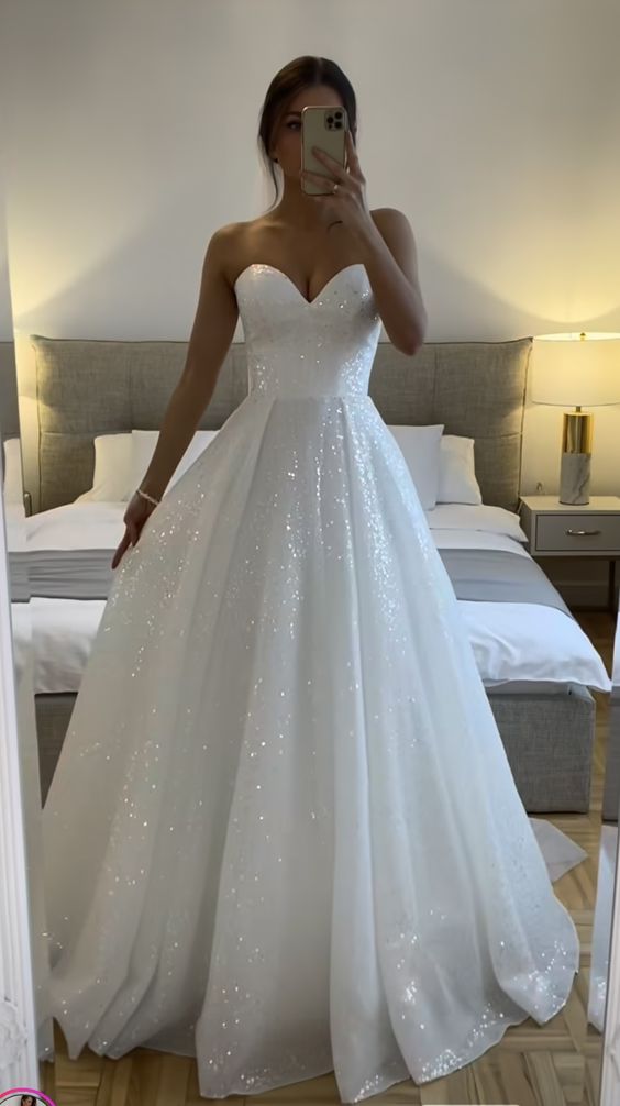 Sparkly Glitter Wedding Dress for Women, A-Line Bridal Gown Sleeveless Floor Length Custom Made cg25140