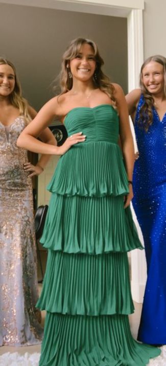 Cream Yellow/Light Pink/Green Fashion Elegant Strapless Long Chiffon Layered Ball Gown Evening Dress Wedding Bridesmaid Party Dress Prom Dress gh3657