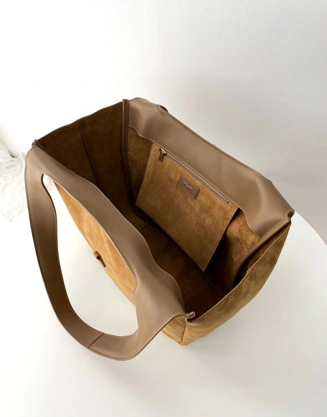 SAINT LAURENT LE5A7 Metal brand logo suede shoulder tote for women in caramel