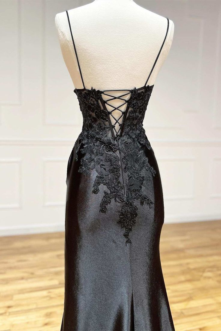 Black fashion classy sexy V-neck exquisite lace spaghetti straps side slits long satin prom dress evening dress party dress gh2611