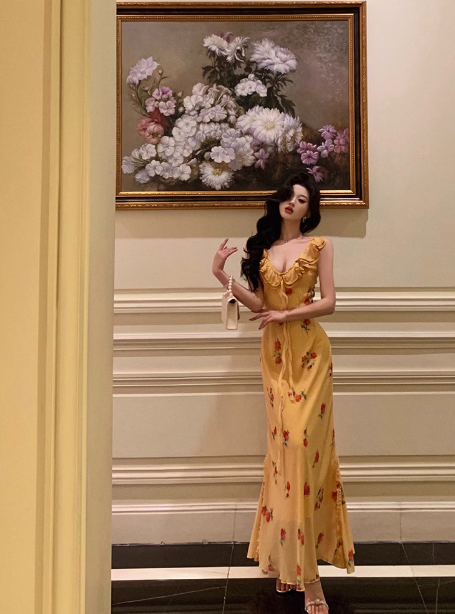 Cute A line V Neckline Yellow Floral Sleeveless 18th Birthday Dress Party Gown Birthday Outfits For Women DP0208