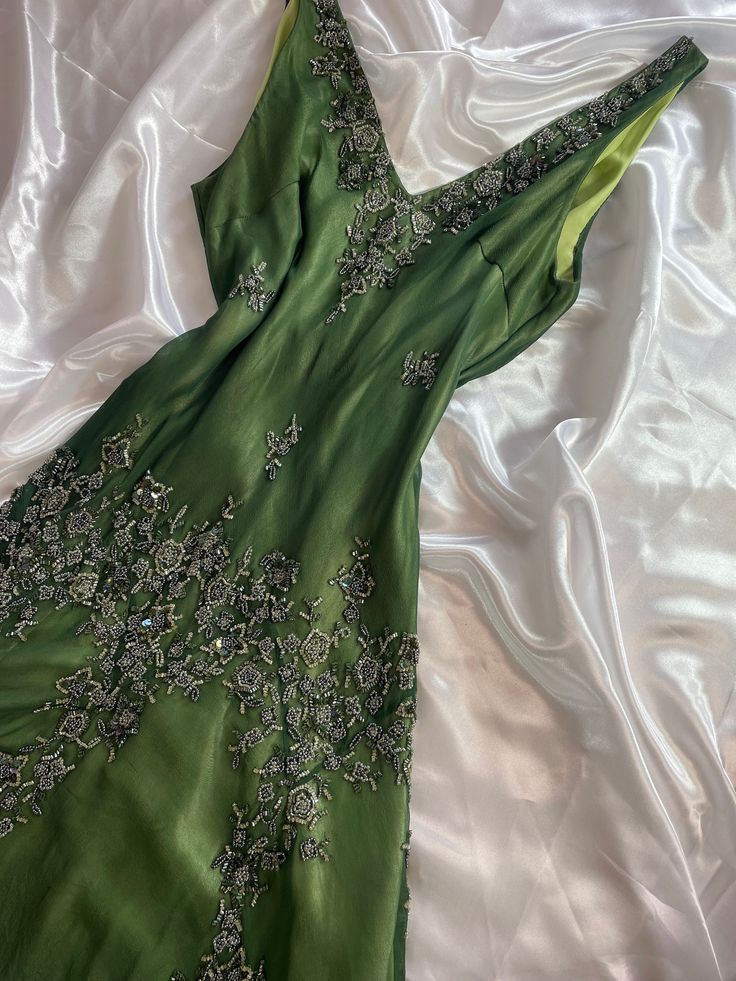 Green Vintage Elegant Delicate Floral Applique Beaded Long tulle Chiffon Prom Gown Evening Dress Party Dress gh3227