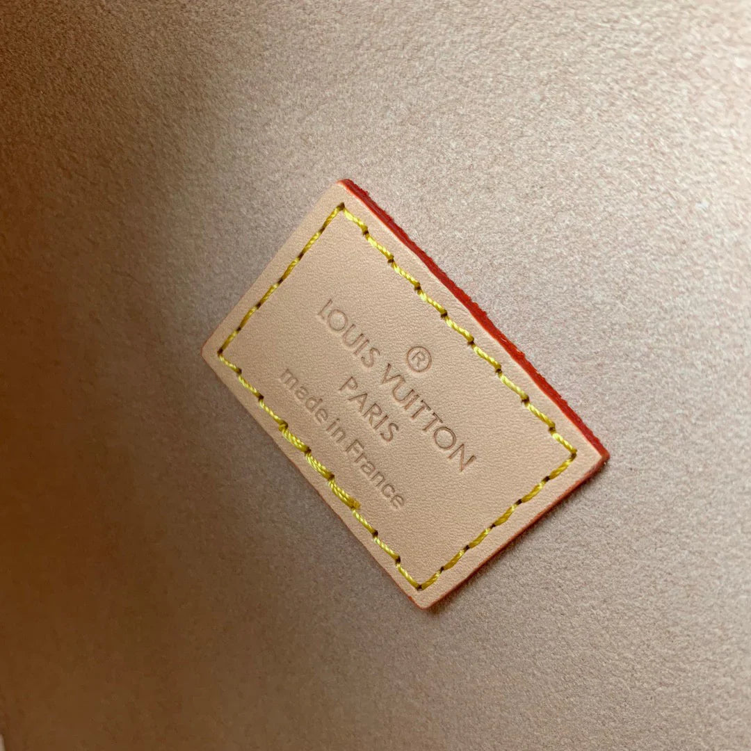 Lo Vu bb series, saddle bag, double shoulder straps