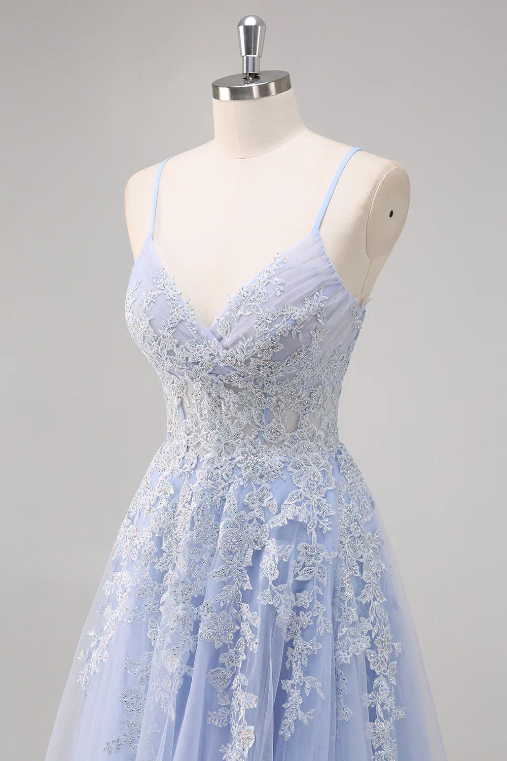 Lavender A Line Spaghetti Straps Appliques Beaded Tulle Long Prom Dress Graduation Prom with Slit SH2651