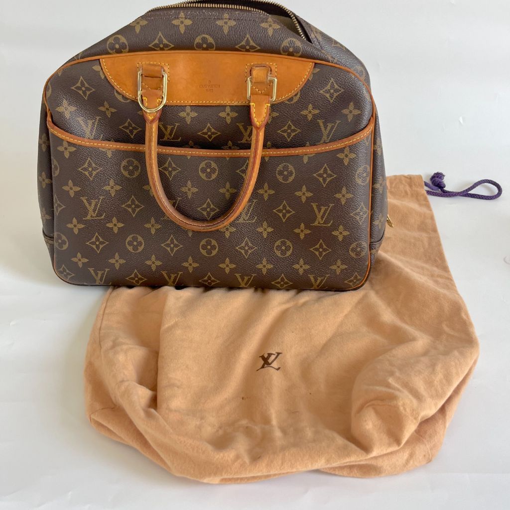Louis Vuitton Monogram Canvas Deauville Bag