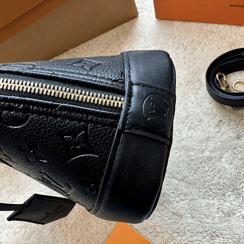 Louis Vuitton Neo Alma BB M44829