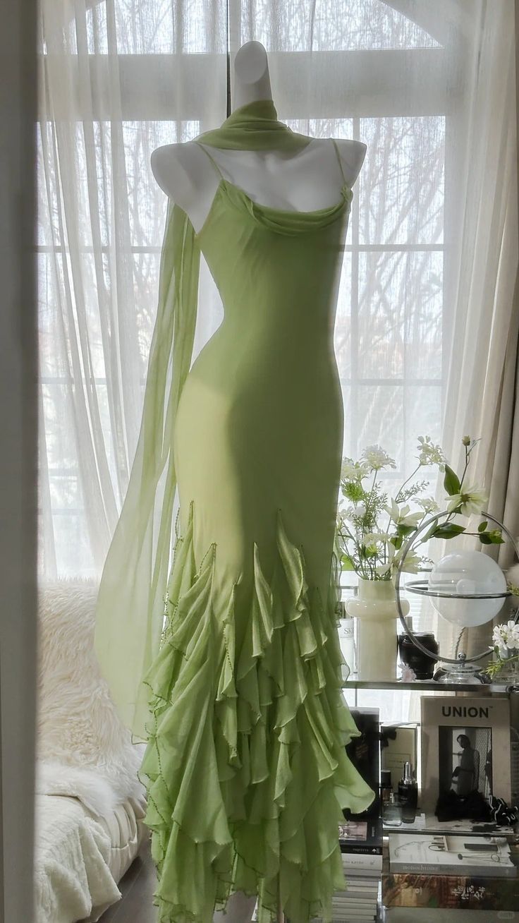 Green Mermaid Spaghetti Strap Ruffle Beaded Chiffon Long Prom Dress Evening Dress SH2667