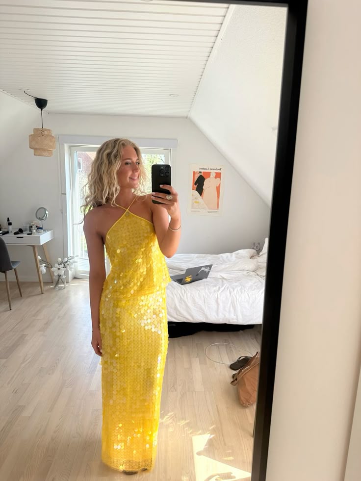 Yellow shiny fashion sequins two-piece suit long seaside holiday travel party dress gh4860