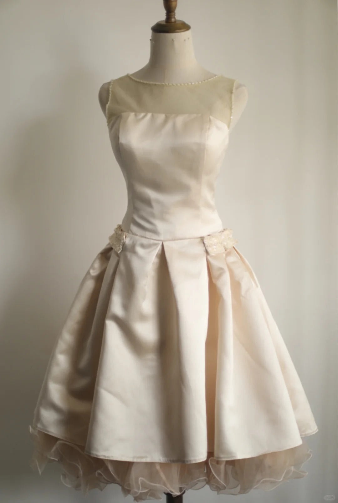 Champagne Delicate Pearl Beads Fashion Short Tulle Satin Princess Dress Wedding Dress Homecoming Dress Birthday Party Dress Cocktail Party Dress Evening Dress Prom Dress Evening Dress gh3969