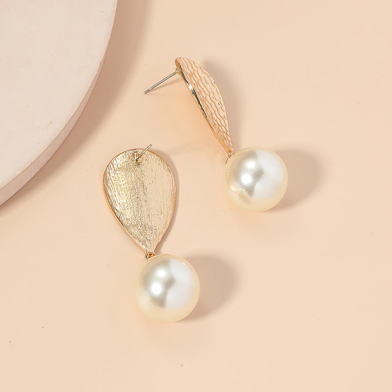 lychee pattern alloy drop pearl dangle earrings