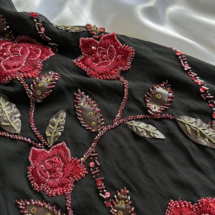 Black gorgeous tight strapless exquisite red rose floral beaded long tulle ball gown evening dress gh3157