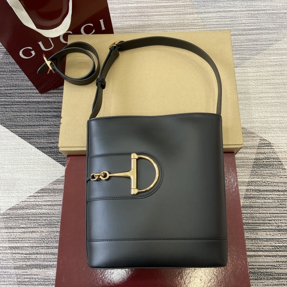 GUCCI 73 SMALL BUCKET BAG BLACK SMOOTH LEATHER 20CM 833660 AAEC2 1000
