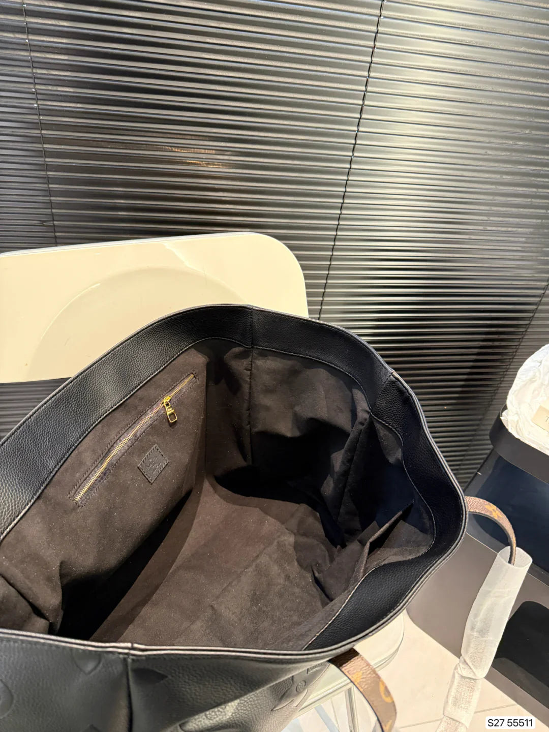 Louis Vuitton LV Fashiona Practical Tote Bag 44x33cm