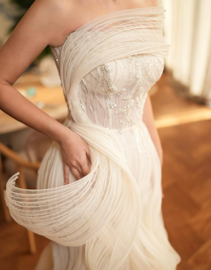 Unique A Line Strapless Ruffle Sequin Tulle Long Prom Dress Evening Dress SH2553