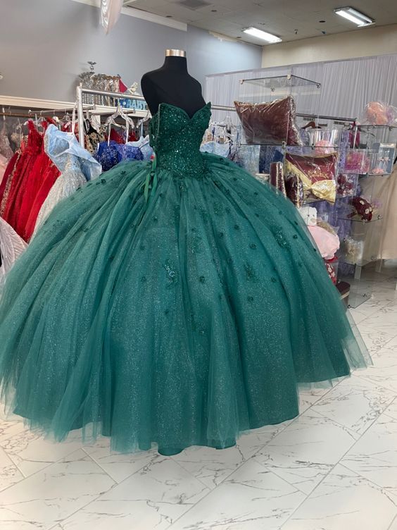 Ball Gown Beaded Quinceanera Dress Spaghetti Straps Emerald Green Quince Dress fg4214