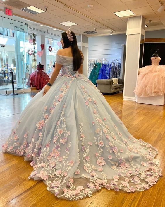 Elegant Blue Ball Gown Quinceanera Prom dresses Applique Lace Sweet 16 Formal Dress fg4052