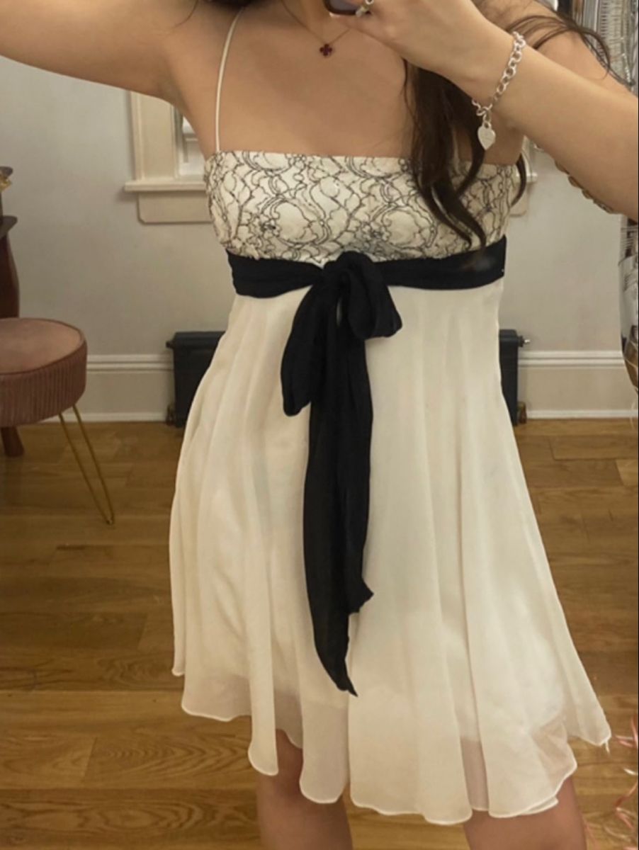 Vintage A Line Spaghetti Straps Black Bow White Chiffon Mini Homecoming Dress Cocktail Dress SH3824