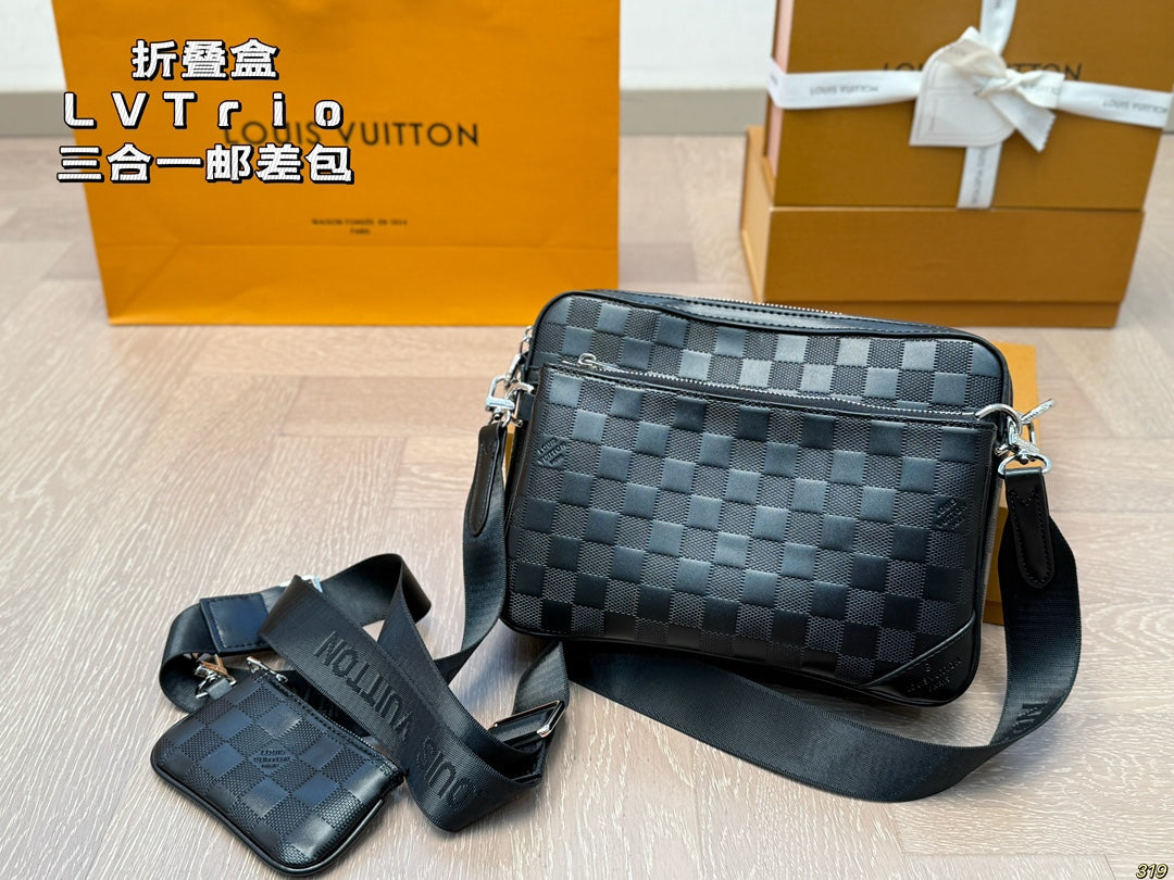 Louis Vuitton LV Trio Black Crossbody Bag Detachable 25x18cm