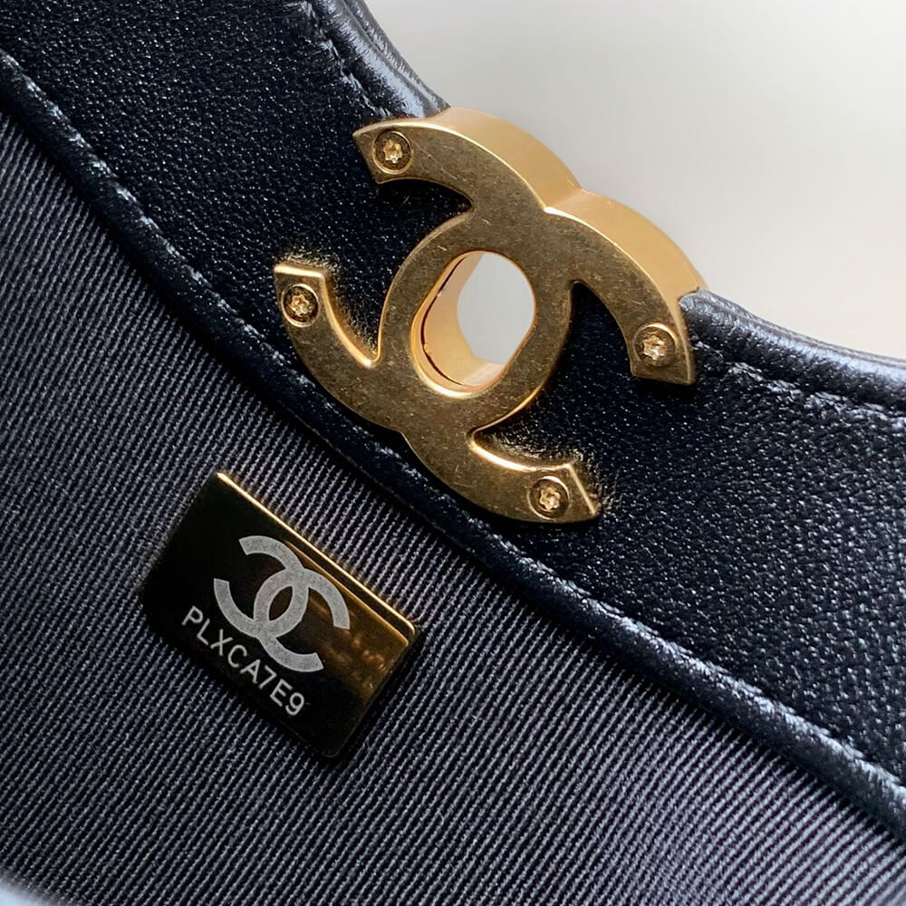 CHANEL 31 Mini Shopping Bag