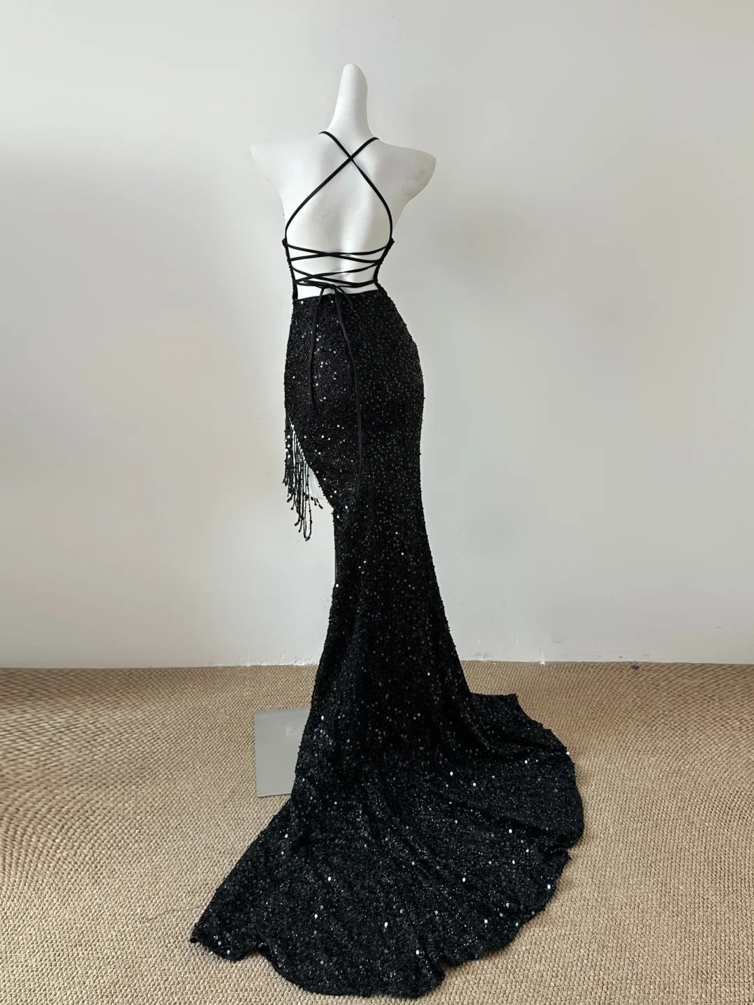 Black gorgeous V-neck shiny sexy elegant fringed mermaid slim floor-length tail long sequined ball gown evening dress party dress Prom Dress gh3742