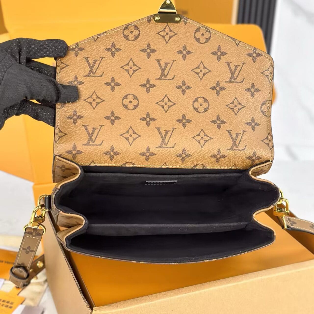 Louis Vuitton M44876 Pochette Métis