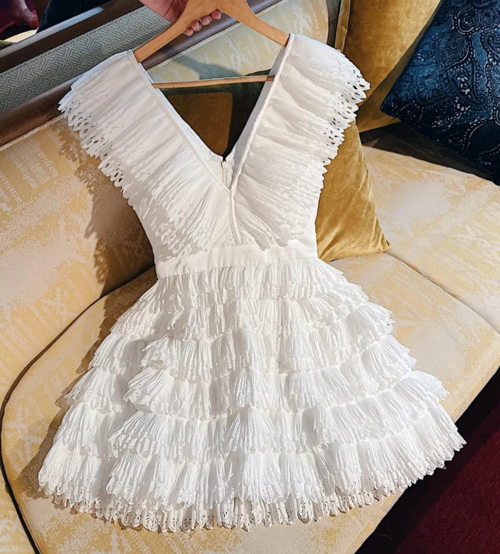 Classy V Neck A Line Layered Mini Birthday Dress White Sleeveless Homecoming Dress S550