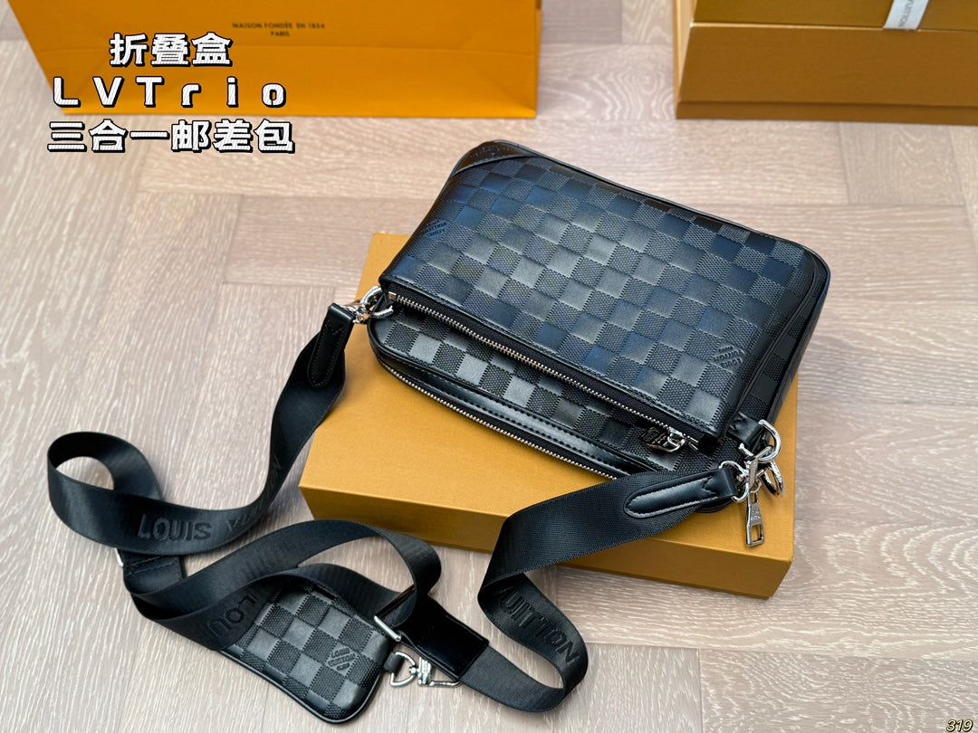 Louis Vuitton LV Trio Black Crossbody Bag Detachable 25x18cm