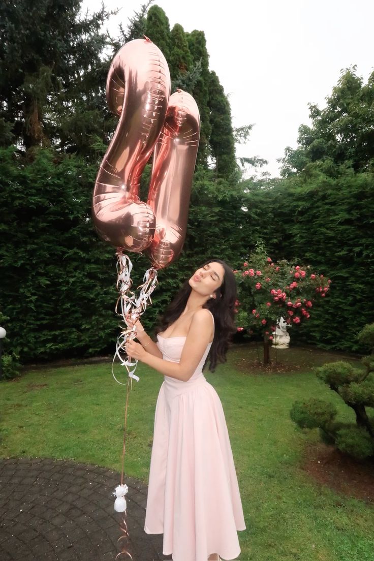 Elegant A line Spaghetti Straps Pink Satin Prom Dresses Party Dress Summer 20th Birthday Outfits 18th Birthday Dresses DH1007