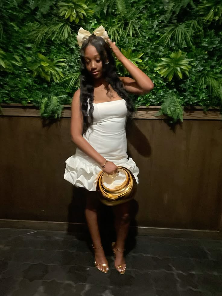 Sexy Sheath Square Neck Satin White Mini Short Formal 8th Grade Homecoming Dresses Summer Middle School Hoco Dress Birthday Outfits DH1067