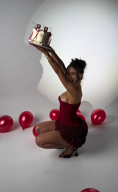 Sexy Sheath Strapless Burgundy Satin Mini Short Formal 8th Grade Homecoming Dresses Summer Middle School Hoco Dress 20th Birthday Outfits DH1180