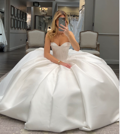 Retro Ball Gown Sweetheart Sleeveless White Satin Wedding Dress Modest Wedding Dresses Princess Wedding Gowns DH1476