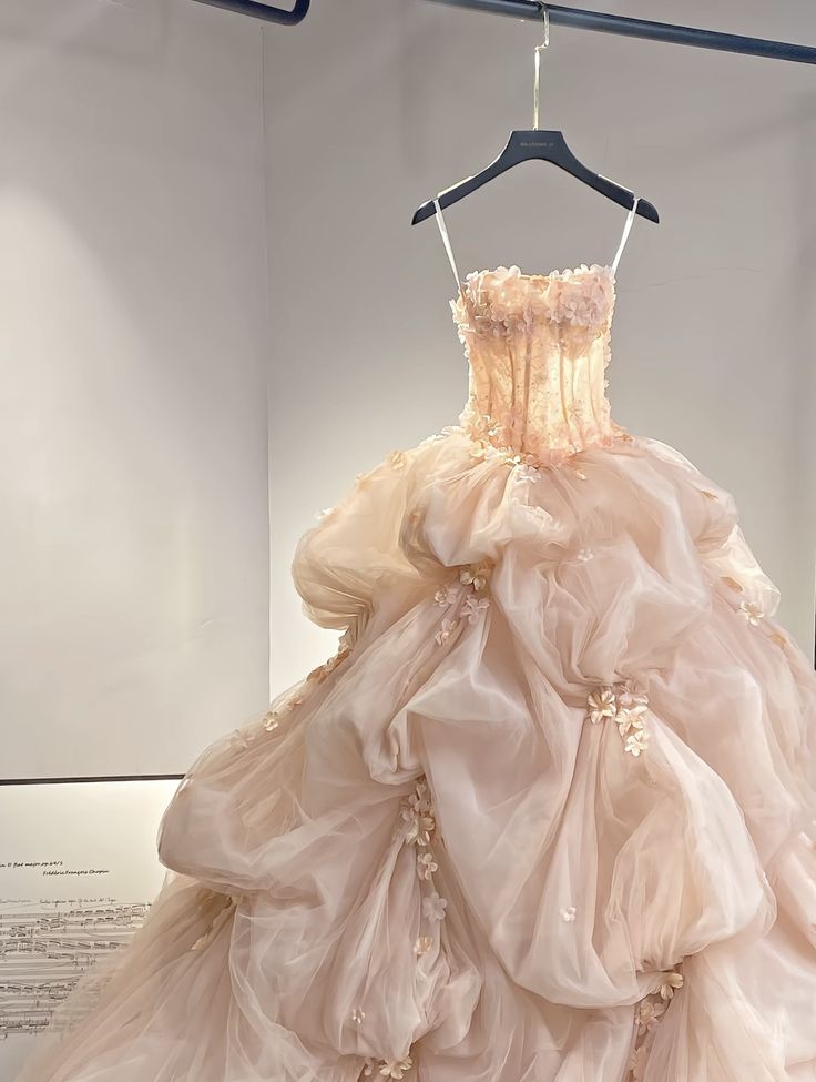 Vintage Wedding Gown Bridal Dress Ball Gown Strapless Organza Wedding Dress Pink Wedding Dresses Modest Wedding Gowns DH1761